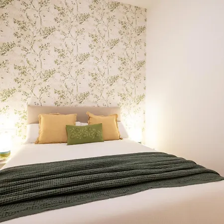 Florit Flats - The Maritim Metro Station * Valencie