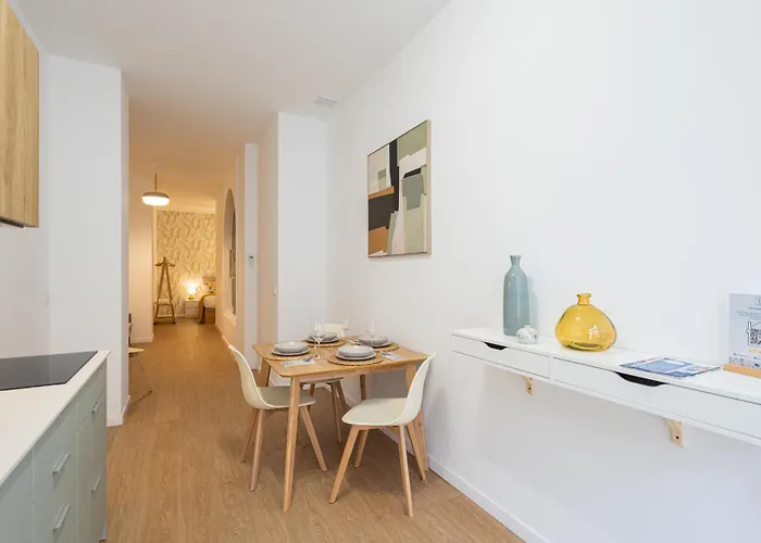Florit Flats - The Maritim Metro Station Suites * Valencie